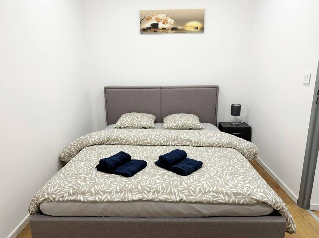Rs-0 - Appartement F2 Au Rdc A Mulhouse Pour 1-3 Pers Esterno foto