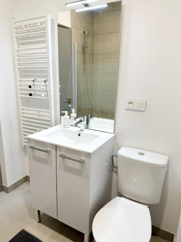 Rs-0 - Appartement F2 Au Rdc A Mulhouse Pour 1-3 Pers Esterno foto