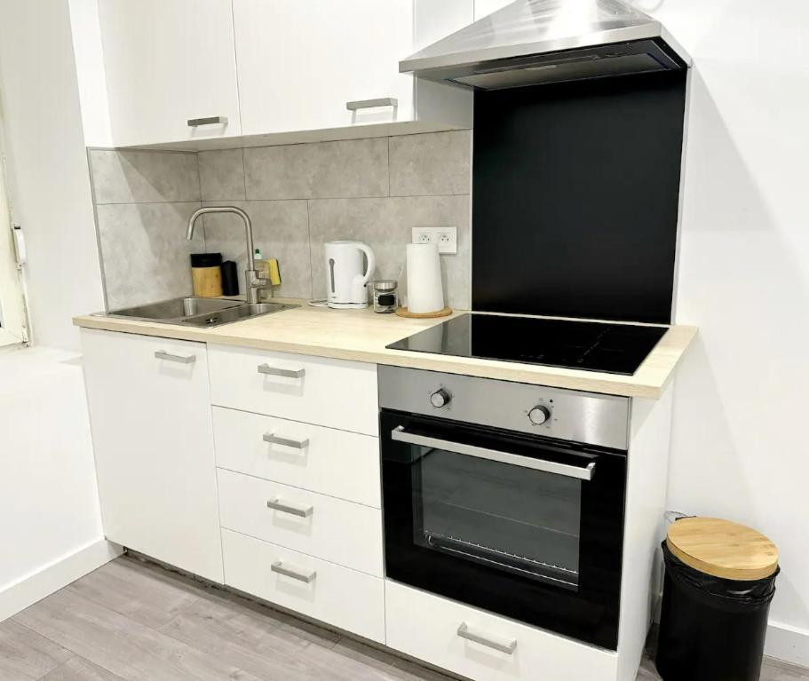 Rs-0 - Appartement F2 Au Rdc A Mulhouse Pour 1-3 Pers Esterno foto
